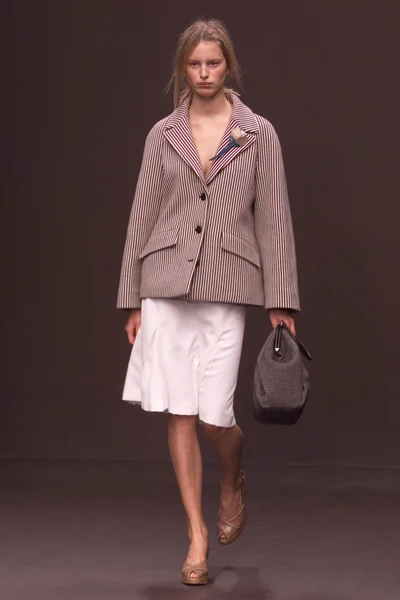 Look 22